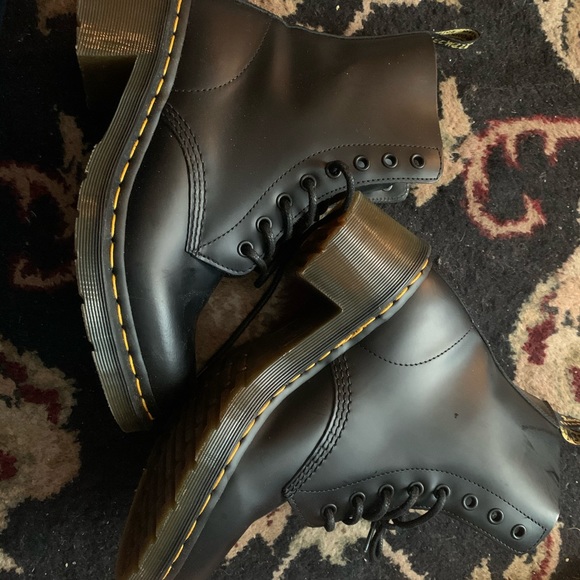 Dr. Martens Shoes - Dr marten clemency boots brand new 39